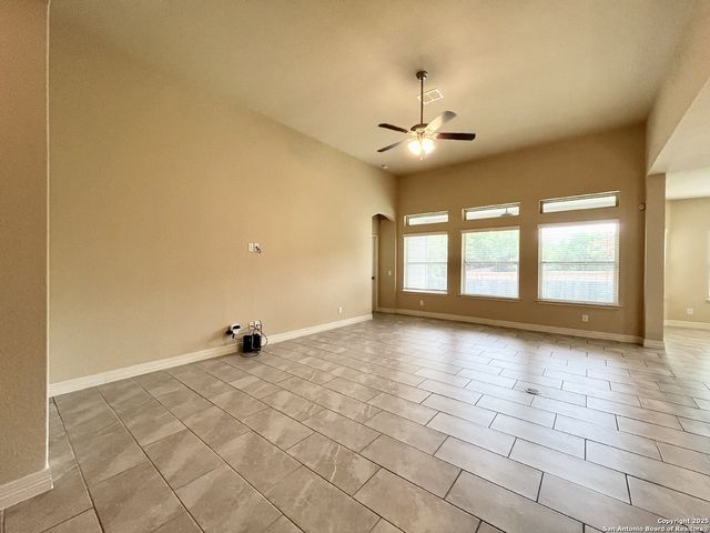 4928 Eagle Valley, Schertz, TX 78108