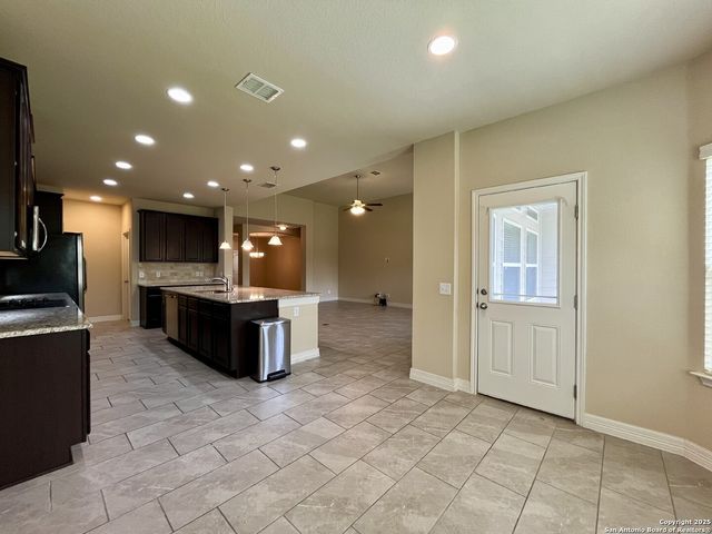 4928 Eagle Valley, Schertz, TX 78108