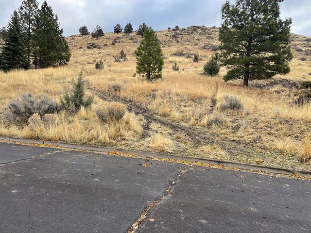 Fairmont Street lot 1-12, Klamath Falls, OR 97601