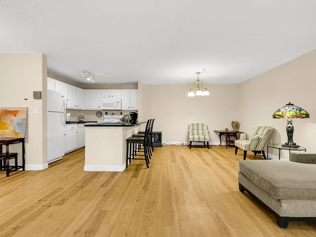 11 Church Street G14, Salem, MA 01970