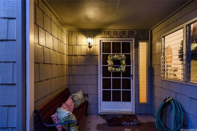 94-1030 Anania Circle 79, Honolulu, HI 96789