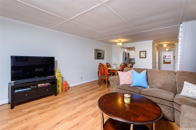 94-1030 Anania Circle 79, Honolulu, HI 96789