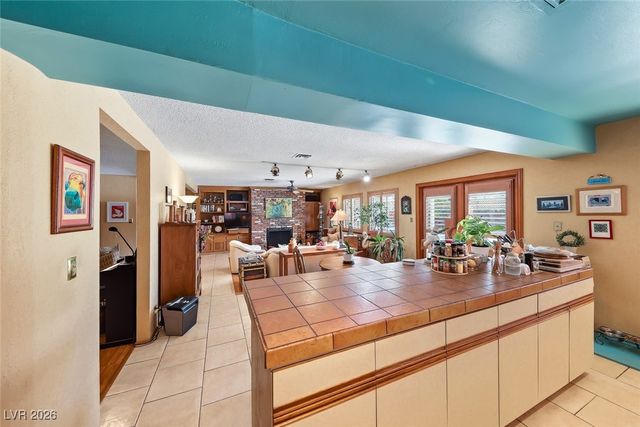 2909 Colanthe Avenue, Las Vegas, NV 89102