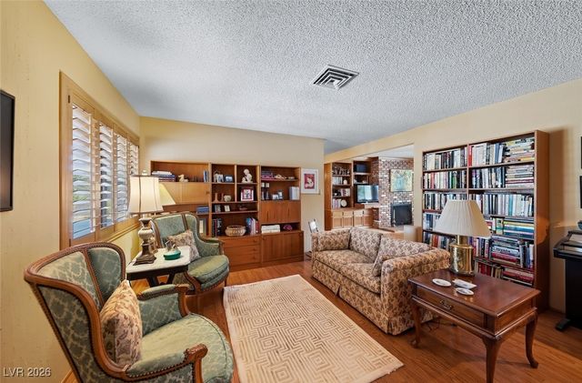 2909 Colanthe Avenue, Las Vegas, NV 89102