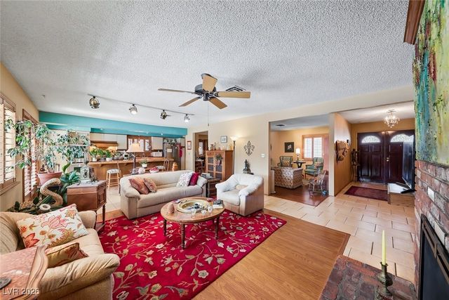 2909 Colanthe Avenue, Las Vegas, NV 89102