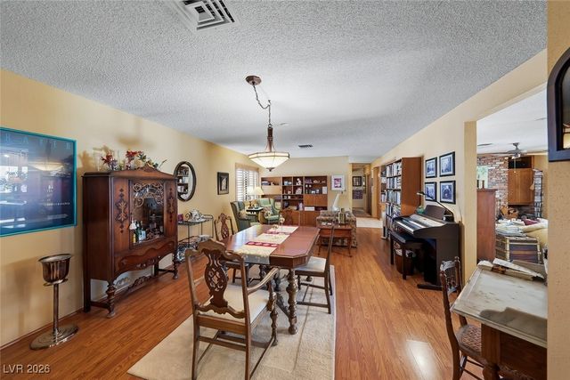 2909 Colanthe Avenue, Las Vegas, NV 89102