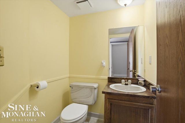 31627 Breezeway Street, Chesterfield Twp, MI 48047