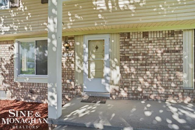 31627 Breezeway Street, Chesterfield Twp, MI 48047
