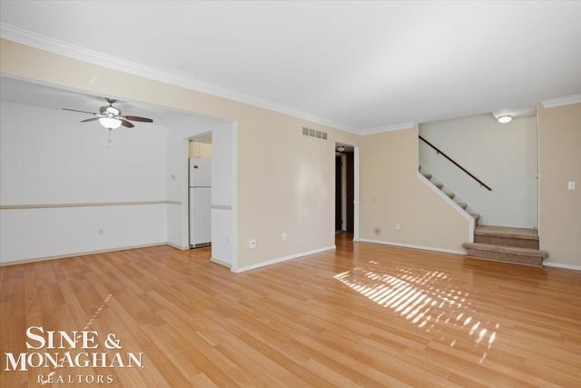 31627 Breezeway Street, Chesterfield Twp, MI 48047