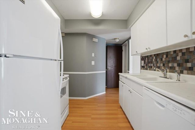 31627 Breezeway Street, Chesterfield Twp, MI 48047