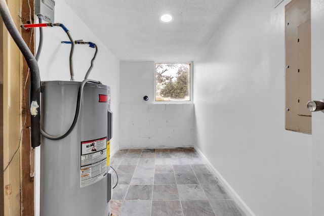 4302 WILLOW PARK CV, Memphis, TN 38141