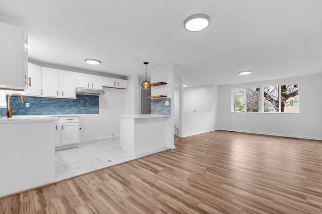 4302 WILLOW PARK CV, Memphis, TN 38141