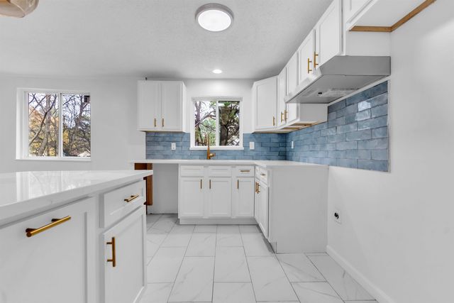 4302 WILLOW PARK CV, Memphis, TN 38141