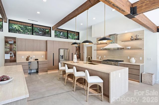 704 Charles Avenue, Charlotte, NC 28205