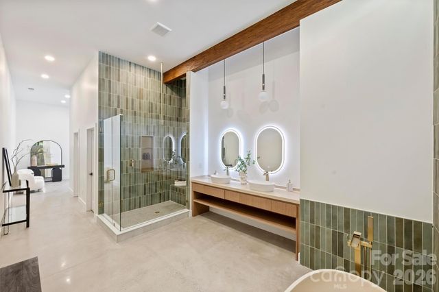 704 Charles Avenue, Charlotte, NC 28205