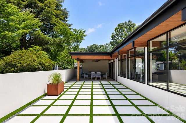 704 Charles Avenue, Charlotte, NC 28205