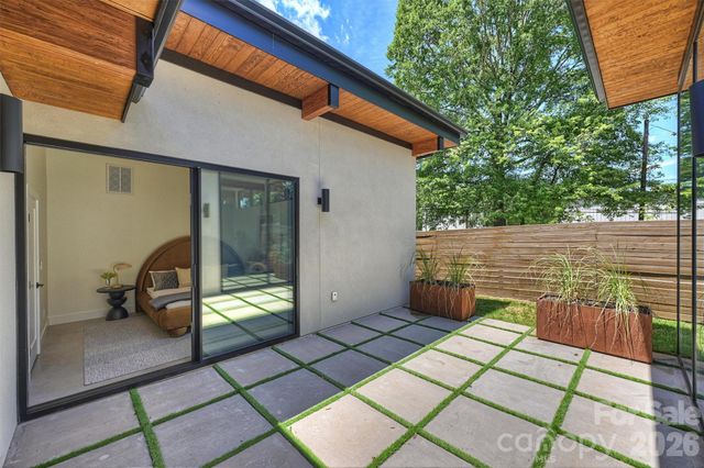 704 Charles Avenue, Charlotte, NC 28205