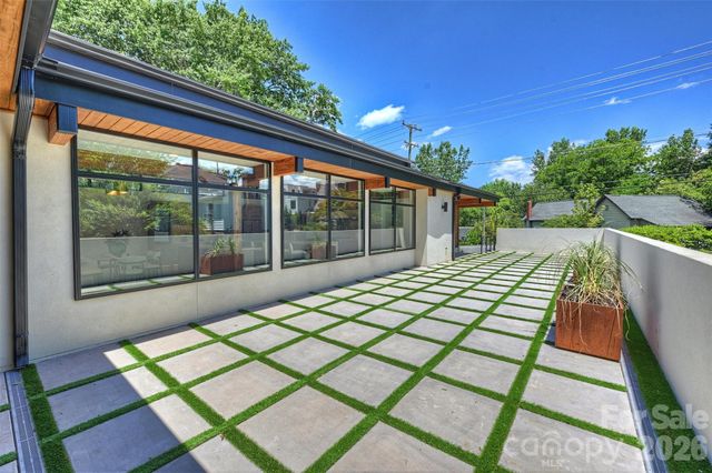 704 Charles Avenue, Charlotte, NC 28205