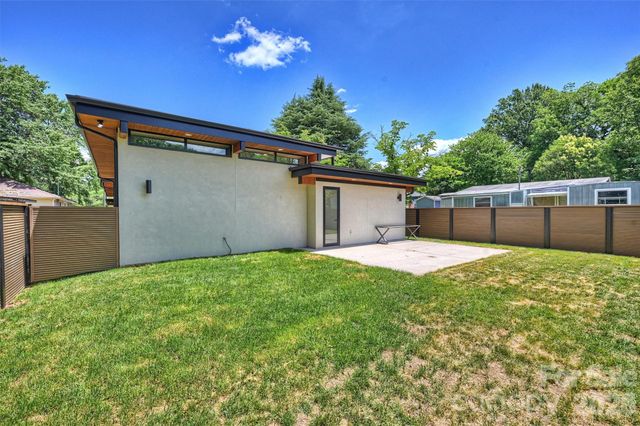 704 Charles Avenue, Charlotte, NC 28205