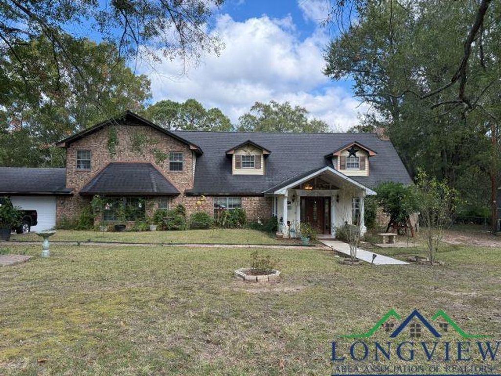 164 W Hayden, Carthage, TX 75633