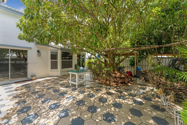 15640 SW 98th Street, Miami, FL 33196