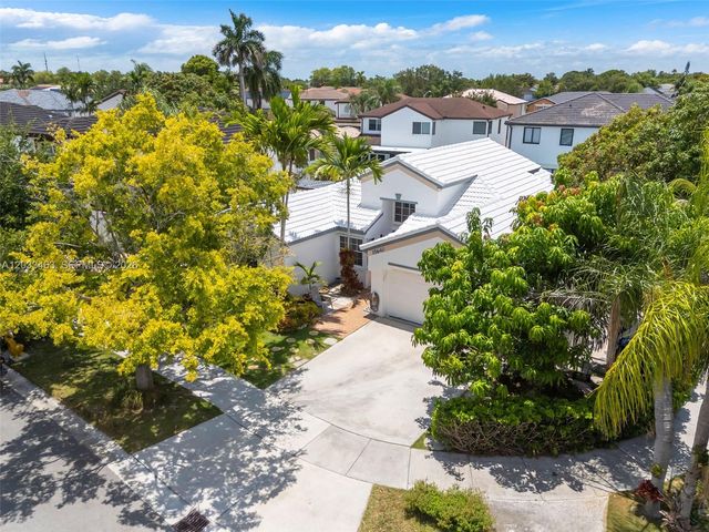 15640 SW 98th Street, Miami, FL 33196