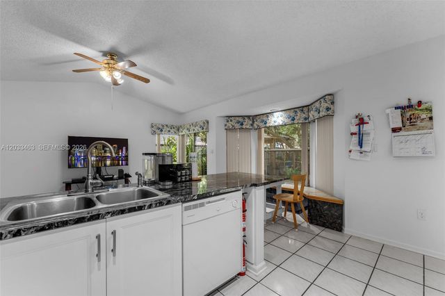 15640 SW 98th Street, Miami, FL 33196