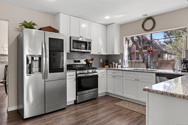 9318 Jorwoods, San Antonio, TX 78250