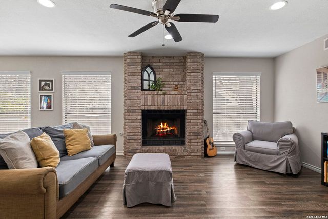 9318 Jorwoods, San Antonio, TX 78250