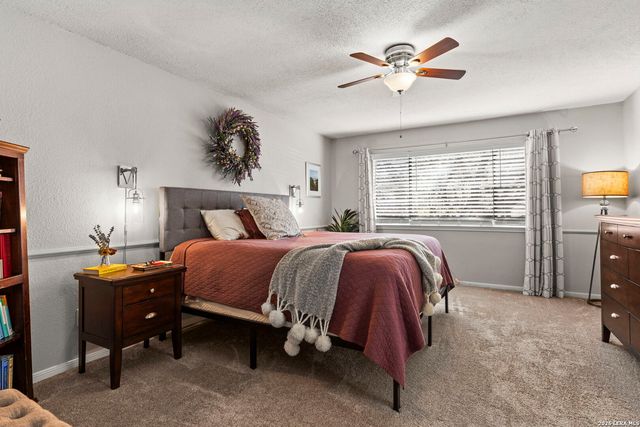 9318 Jorwoods, San Antonio, TX 78250