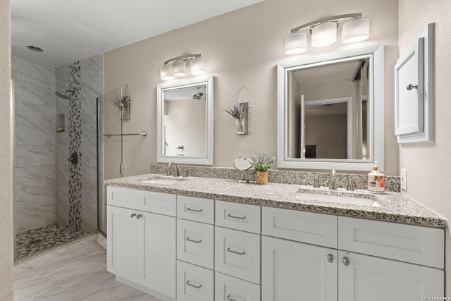 9318 Jorwoods, San Antonio, TX 78250