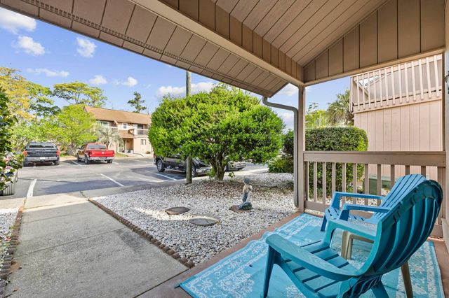 305 21st Ave S Apt 116, Myrtle Beach, SC 29577