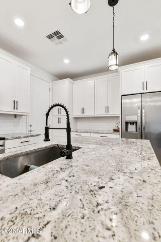 4077 S SABRINA Drive 109, Chandler, AZ 85248