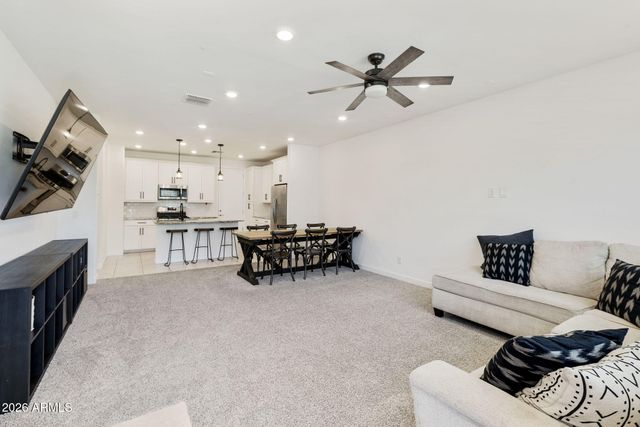 4077 S SABRINA Drive 109, Chandler, AZ 85248