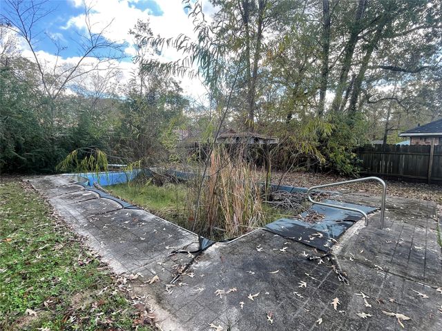 9801 Hillsboro Drive, Shreveport, LA 71118