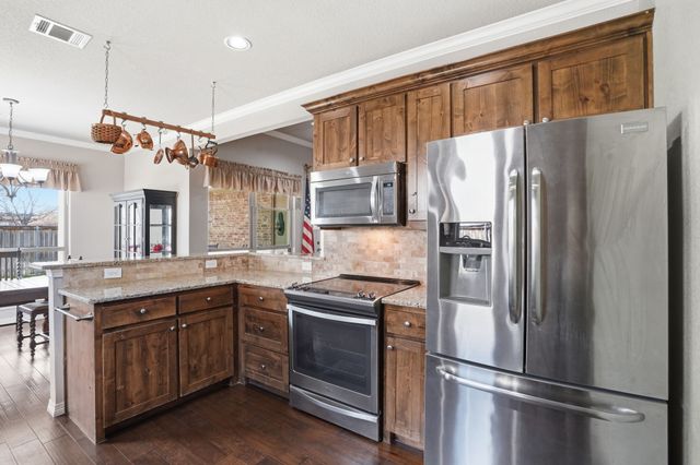 9504 Landing Way, Fort Worth, TX 76179