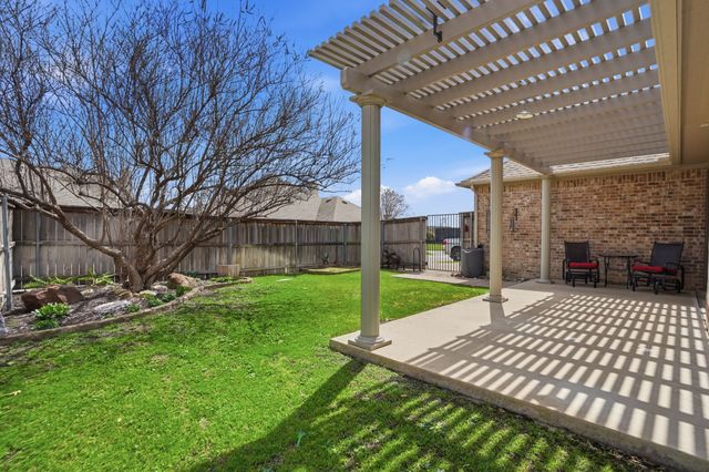 9504 Landing Way, Fort Worth, TX 76179