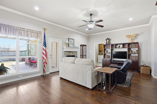 9504 Landing Way, Fort Worth, TX 76179