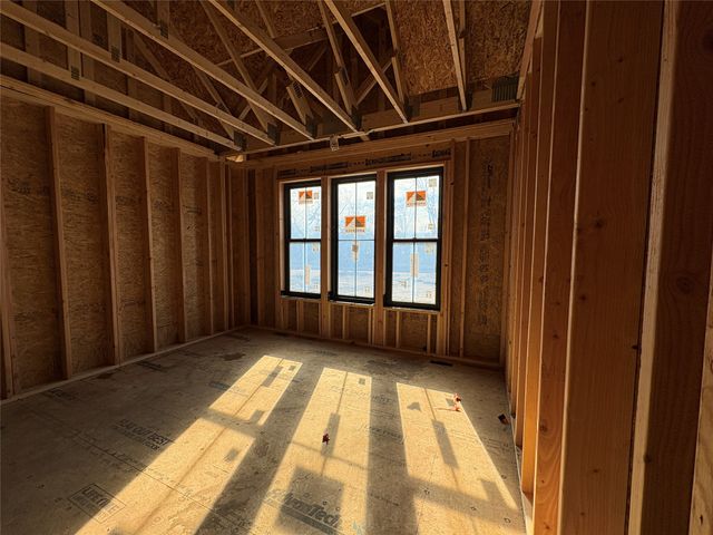 9001 Timberwood Drive, Johnston, IA 50131