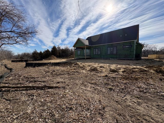 9001 Timberwood Drive, Johnston, IA 50131