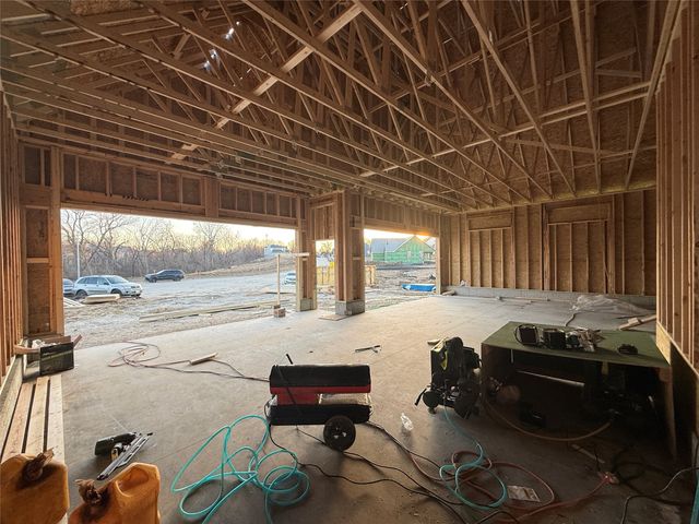 9001 Timberwood Drive, Johnston, IA 50131