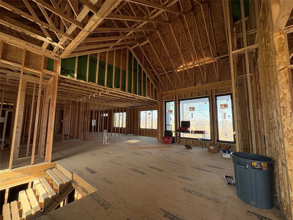 9001 Timberwood Drive, Johnston, IA 50131