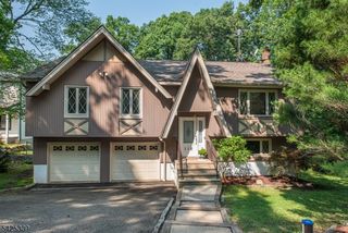 110 Unger Ave, Hopatcong Boro, NJ 07874