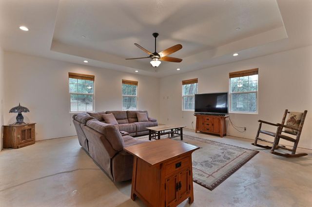 20235 E Clinton Rd, Jackson, CA 95642