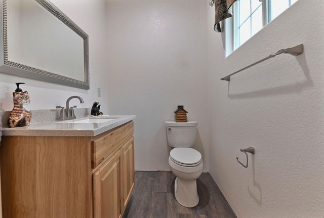 20235 E Clinton Rd, Jackson, CA 95642