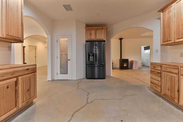 20235 E Clinton Rd, Jackson, CA 95642