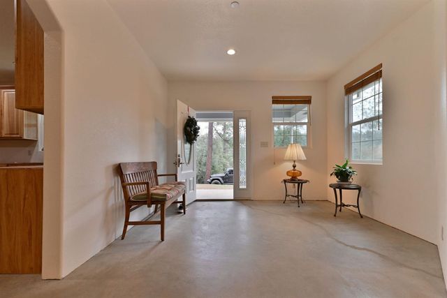 20235 E Clinton Rd, Jackson, CA 95642