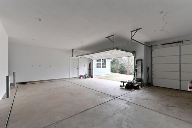 20235 E Clinton Rd, Jackson, CA 95642