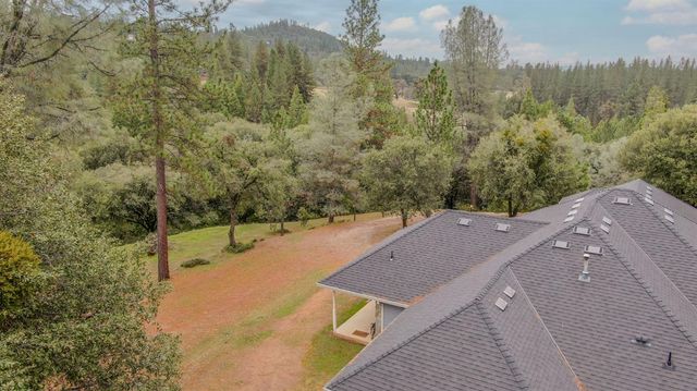 20235 E Clinton Rd, Jackson, CA 95642