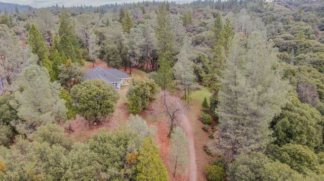 20235 E Clinton Rd, Jackson, CA 95642